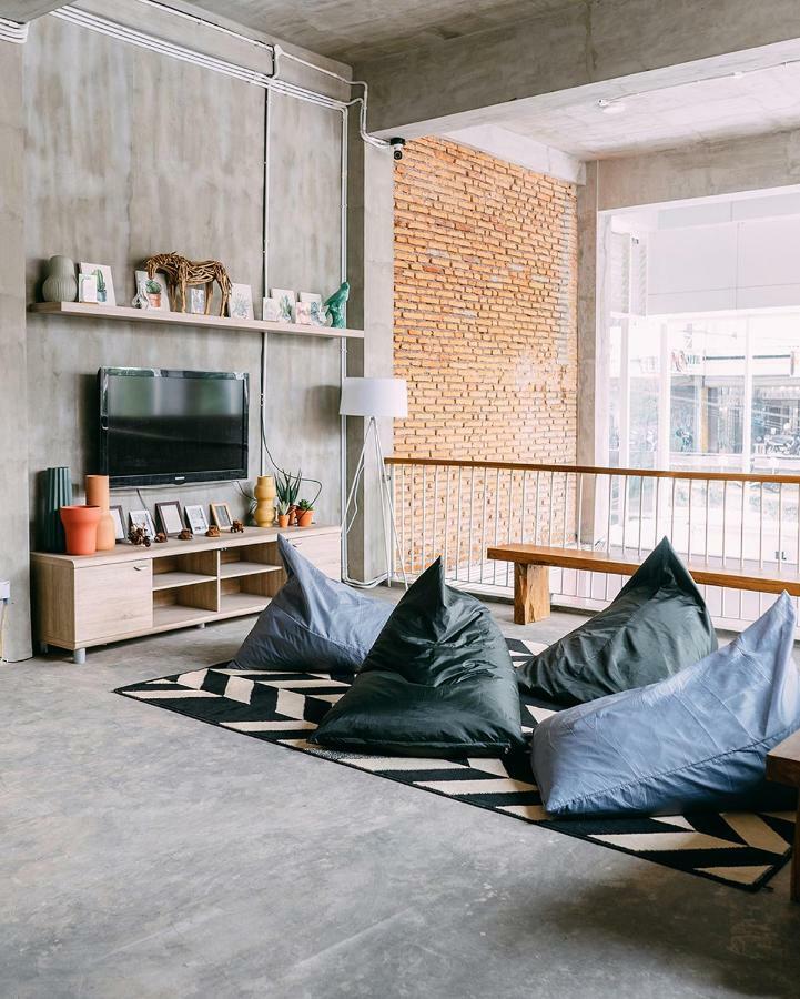 So! Boutique Hostel Malang Dış mekan fotoğraf
